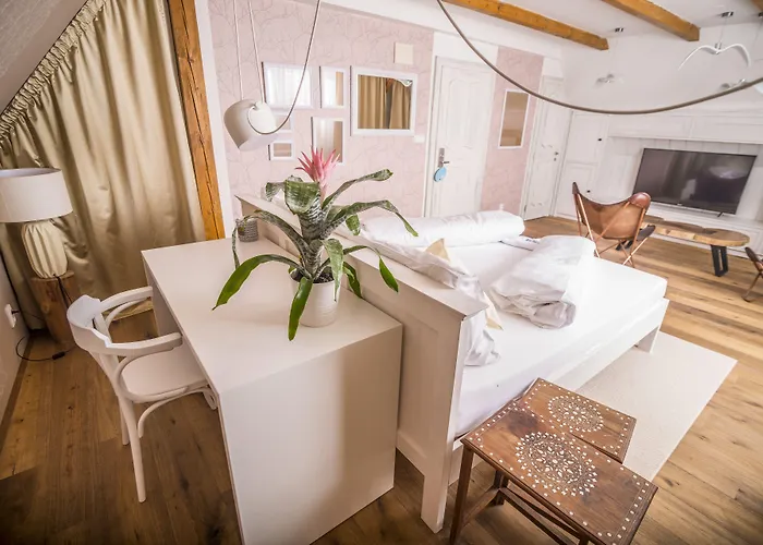 Krumlovská Pohádka 5*